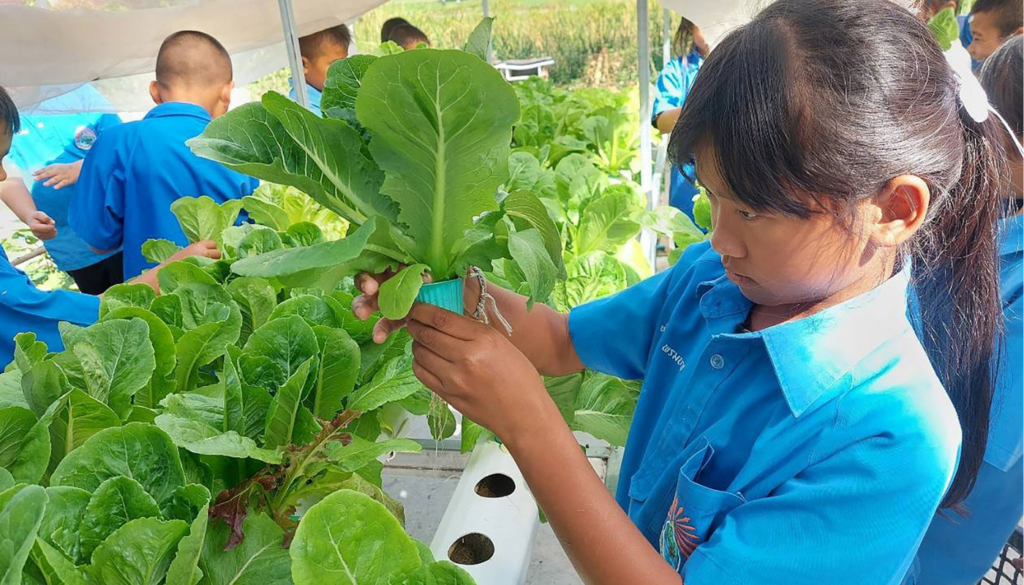 The Faculty of Agricultural Technology at Burapha University, Sa Kaeo Campus, in collaboration with Suranaree University of Technology and Cargill Meats (Thailand) Co., Ltd., is driving activities aligned with the Sustainable Development Goals (SDGs)